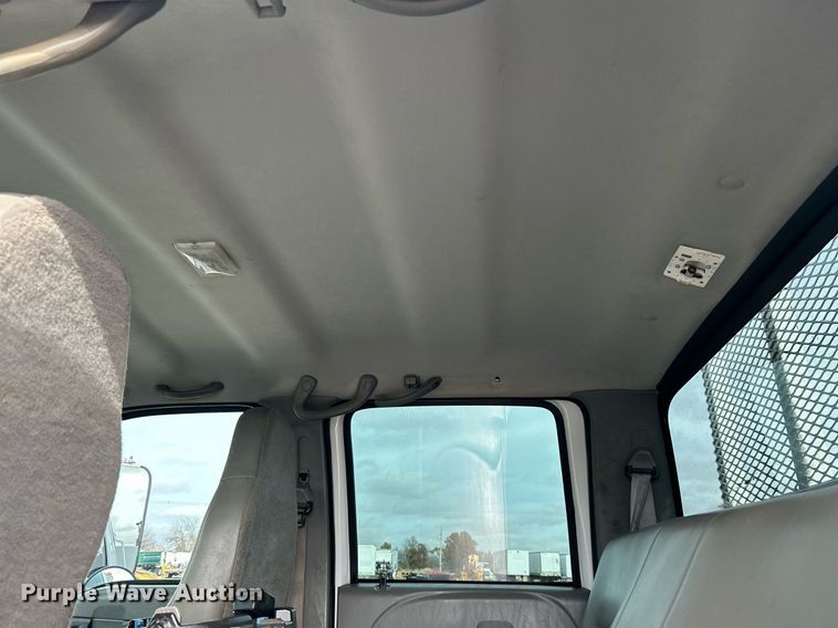 image for item KH9638 2010 Ford F750 Super Duty XL  Crew Cab utility / service truck