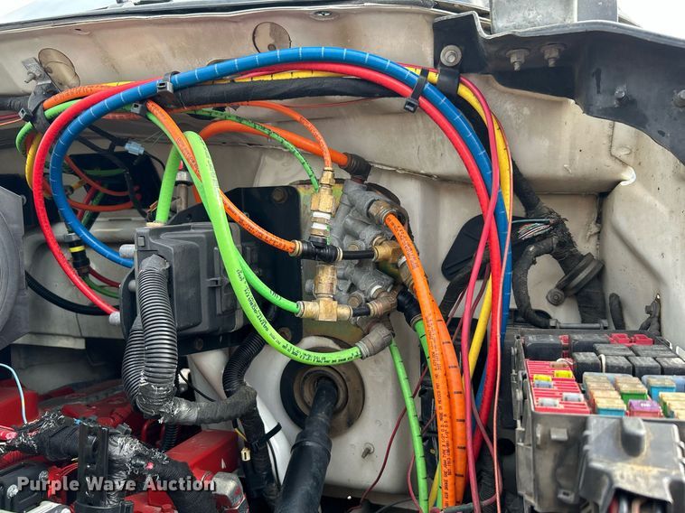 image for item KH9638 2010 Ford F750 Super Duty XL  Crew Cab utility / service truck