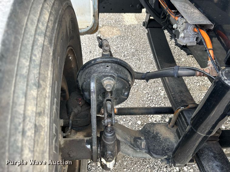 image for item KH9638 2010 Ford F750 Super Duty XL  Crew Cab utility / service truck