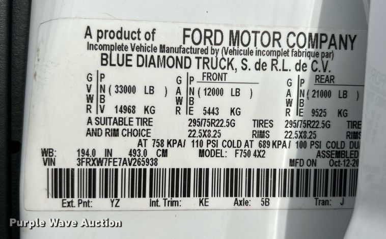 image for item KH9638 2010 Ford F750 Super Duty XL  Crew Cab utility / service truck