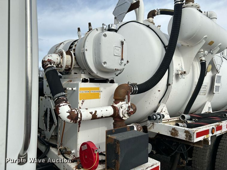 image for item KH9639 2005 Sterling Acterra  vacuum truck