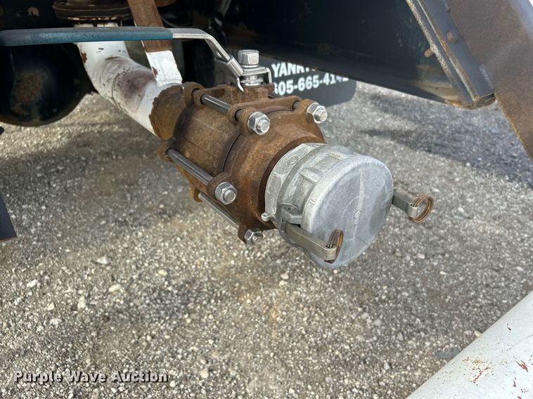 image for item KH9639 2005 Sterling Acterra  vacuum truck