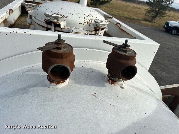 image for item KH9639 2005 Sterling Acterra  vacuum truck