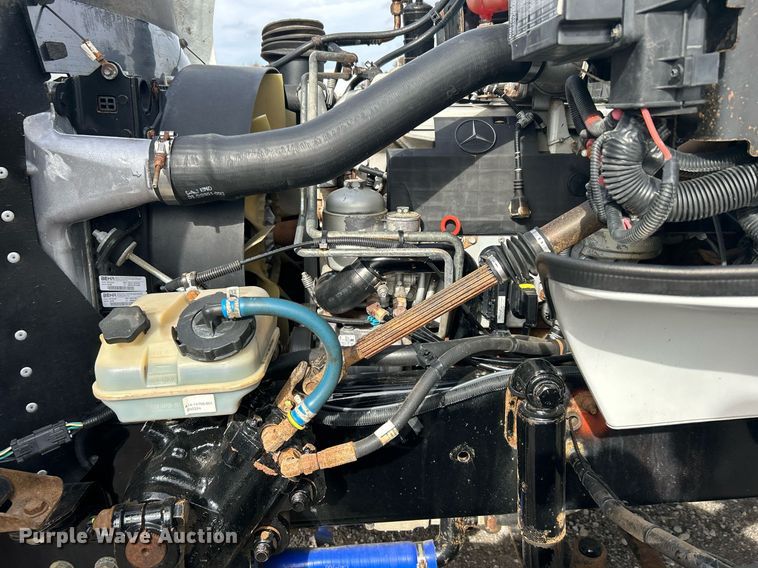 image for item KH9639 2005 Sterling Acterra  vacuum truck