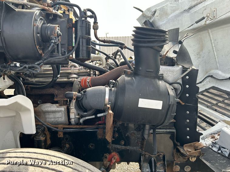 image for item KH9639 2005 Sterling Acterra  vacuum truck