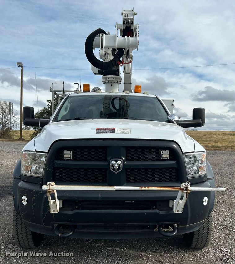 image for item KH9640 2015 Dodge Ram 5500HD  bucket truck