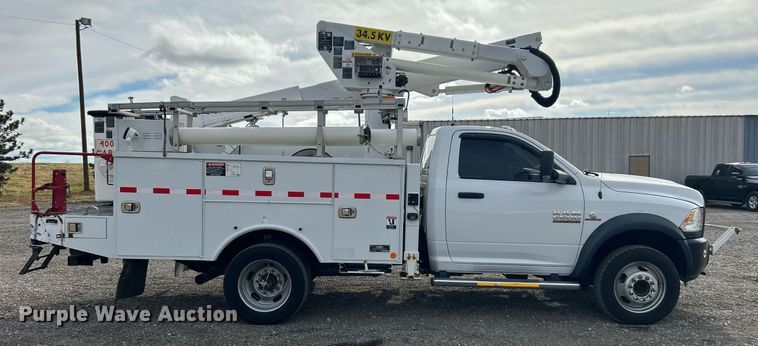 image for item KH9640 2015 Dodge Ram 5500HD  bucket truck
