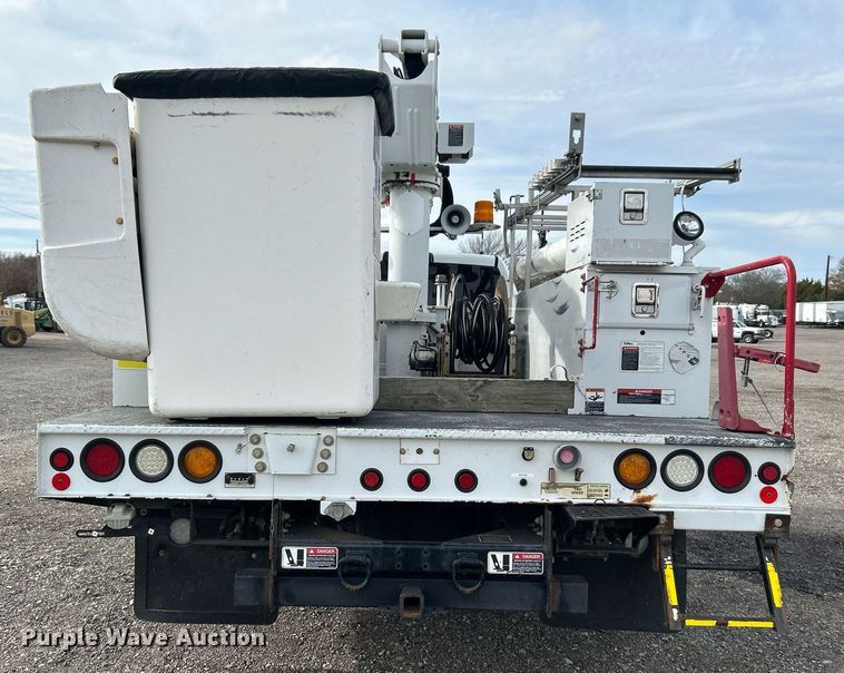 image for item KH9640 2015 Dodge Ram 5500HD  bucket truck
