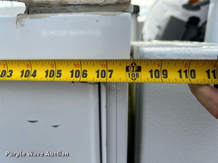 image for item KH9640 2015 Dodge Ram 5500HD  bucket truck