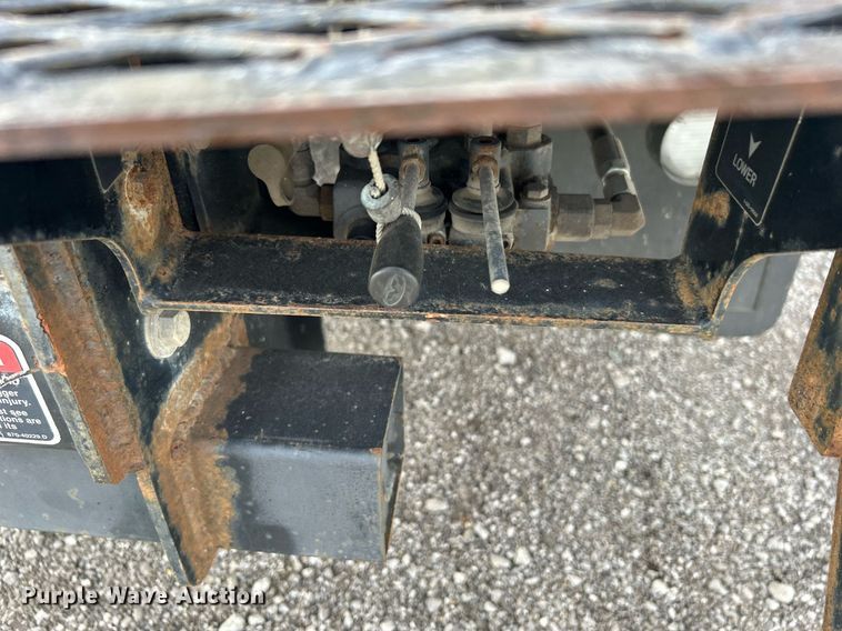 image for item KH9640 2015 Dodge Ram 5500HD  bucket truck