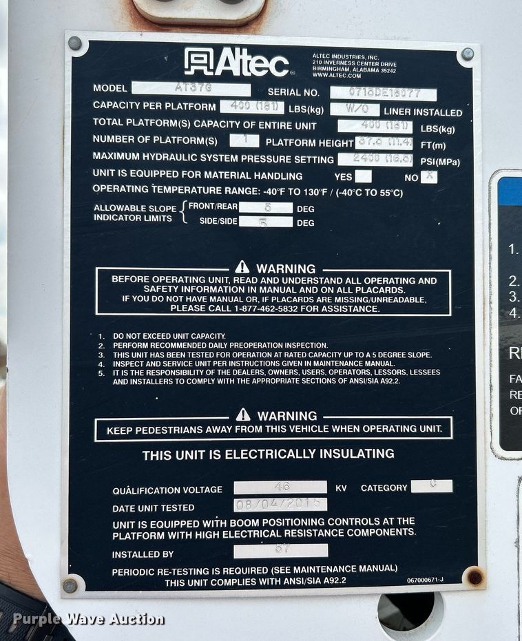 image for item KH9640 2015 Dodge Ram 5500HD  bucket truck