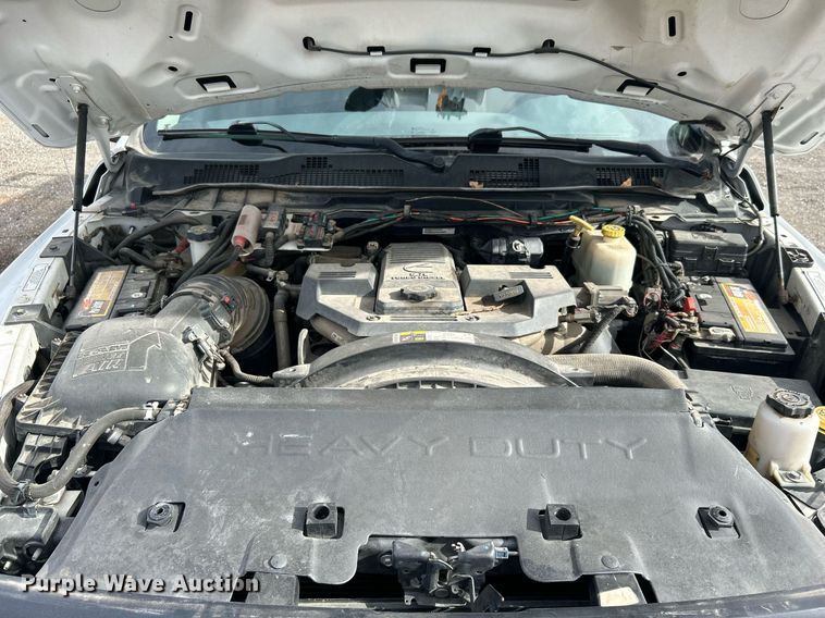 image for item KH9640 2015 Dodge Ram 5500HD  bucket truck