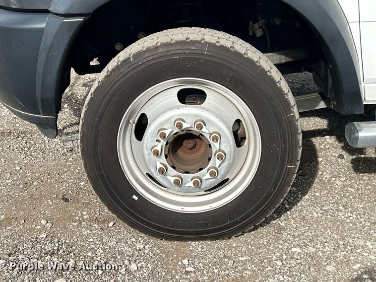 image for item KH9640 2015 Dodge Ram 5500HD  bucket truck