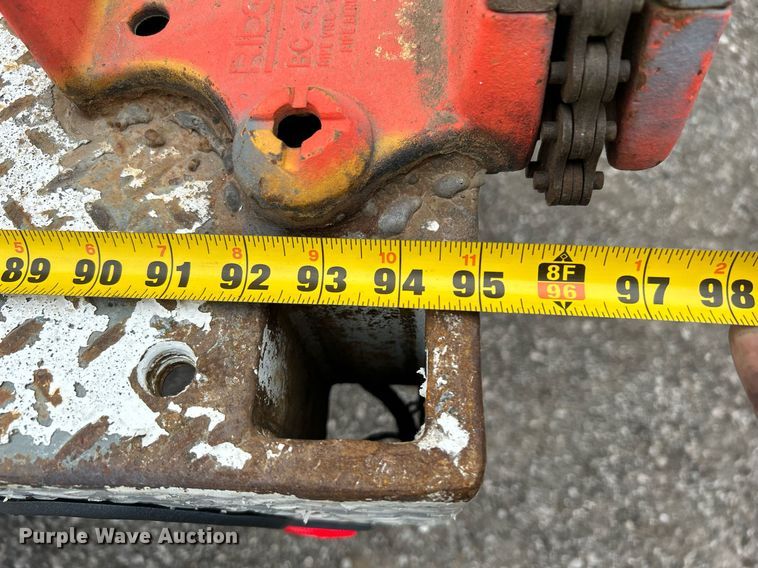 image for item KH9647 2003 International 4400  utility / service truck