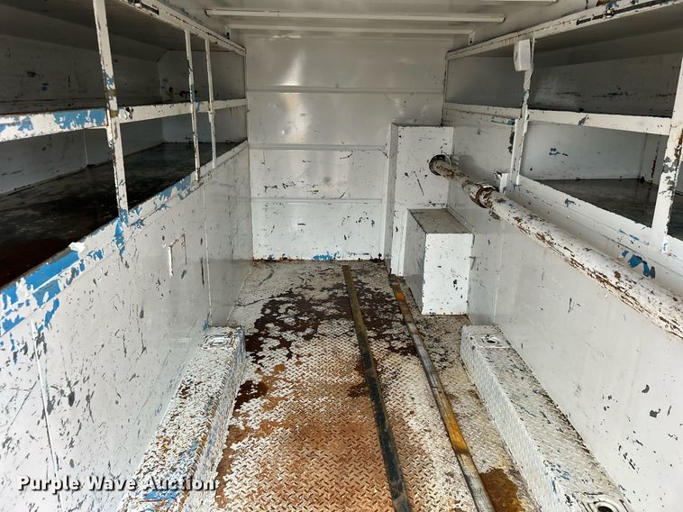 image for item KH9648 2003 Freightliner FL70  utility / service truck