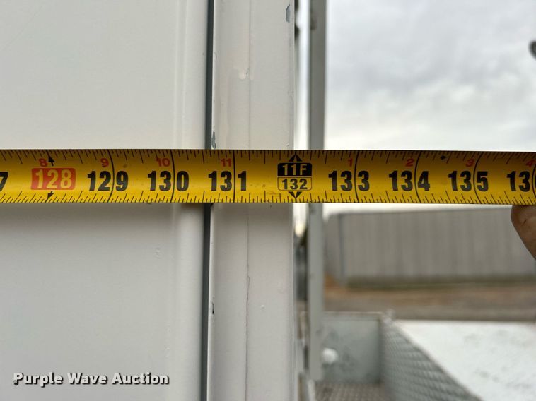 image for item KH9648 2003 Freightliner FL70  utility / service truck