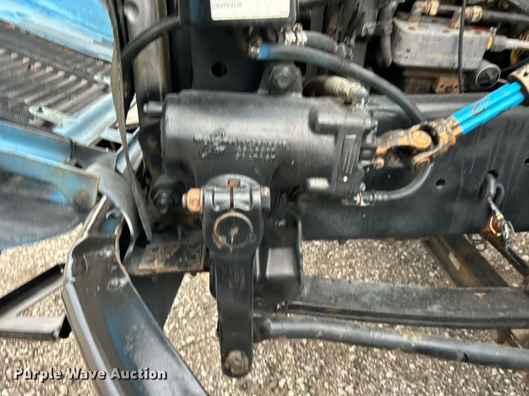 image for item KH9648 2003 Freightliner FL70  utility / service truck