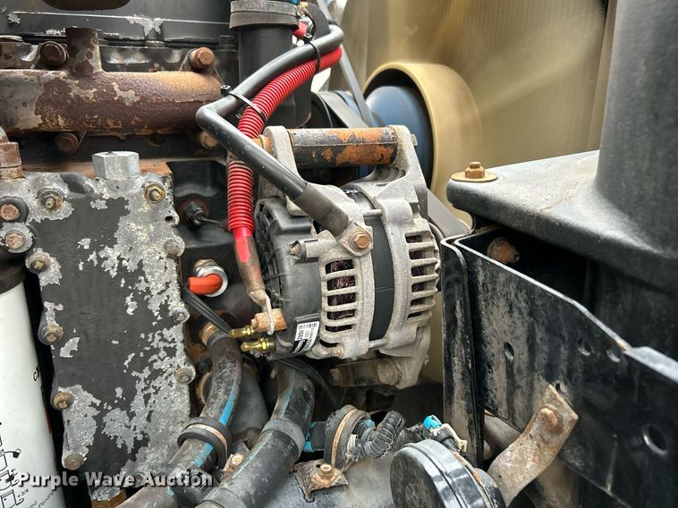 image for item KH9648 2003 Freightliner FL70  utility / service truck