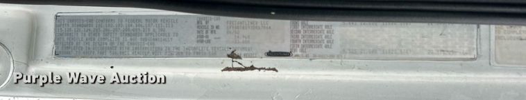 image for item KH9648 2003 Freightliner FL70  utility / service truck