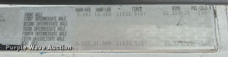 image for item KH9648 2003 Freightliner FL70  utility / service truck