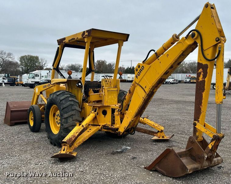 image for item KH9650 Ford 420  backhoe