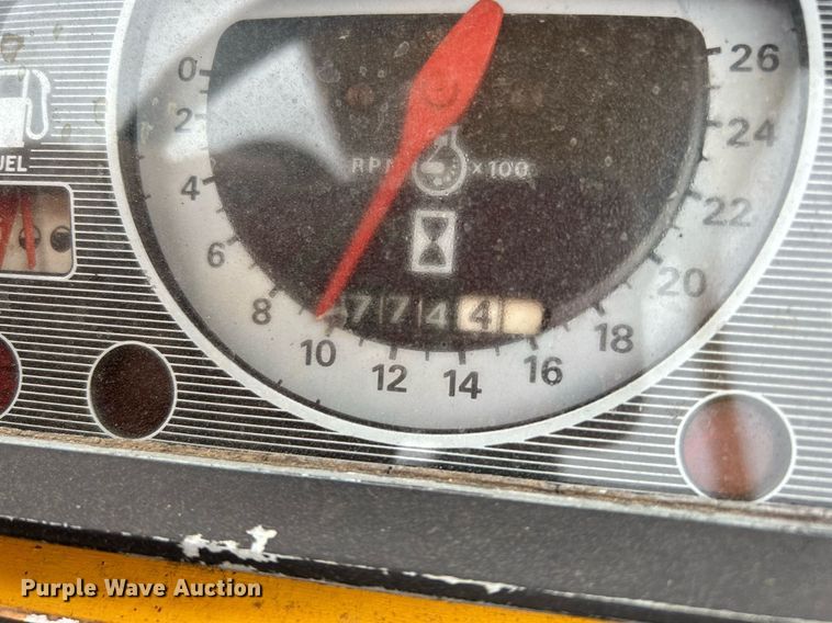 image for item KH9650 Ford 420  backhoe