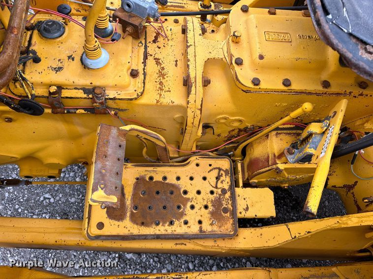 image for item KH9650 Ford 420  backhoe