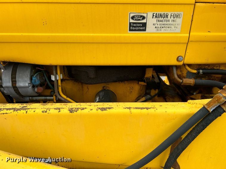 image for item KH9650 Ford 420  backhoe