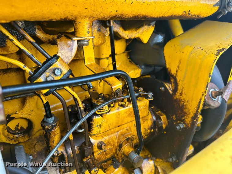 image for item KH9650 Ford 420  backhoe