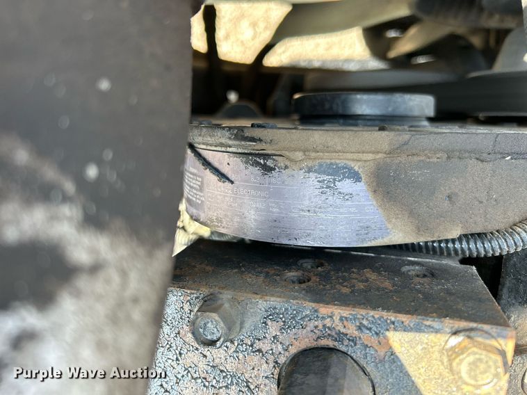 image for item KH9654 2000 Freightliner FL70  utility / service truck