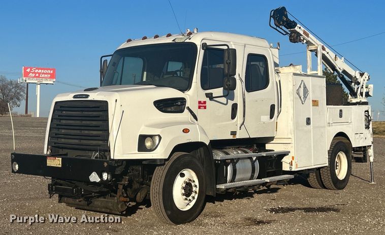 image for item KH9660 2013 Freightliner 108SD  utility / service truck