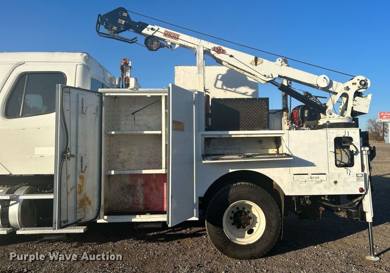 image for item KH9660 2013 Freightliner 108SD  utility / service truck