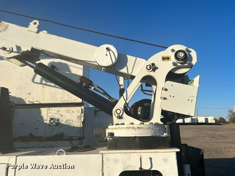 image for item KH9660 2013 Freightliner 108SD  utility / service truck