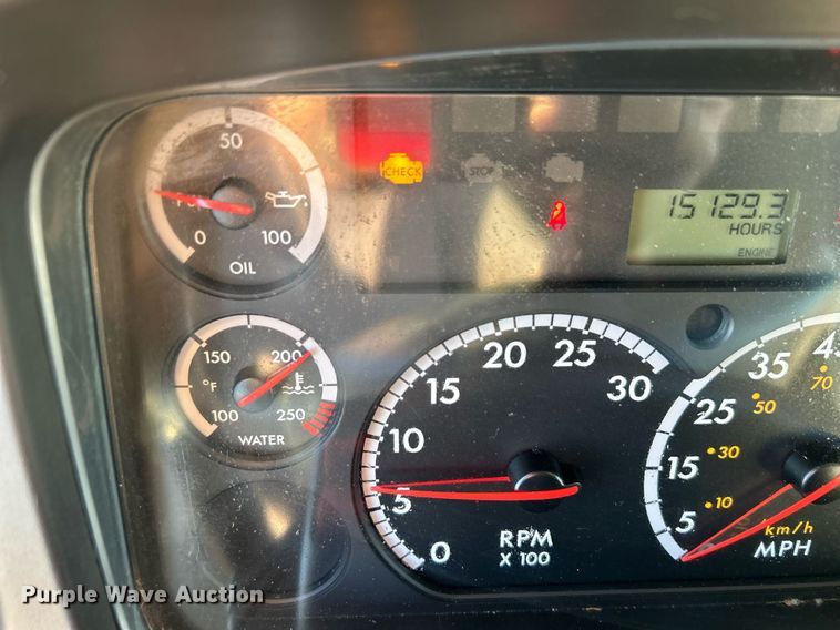 image for item KH9660 2013 Freightliner 108SD  utility / service truck