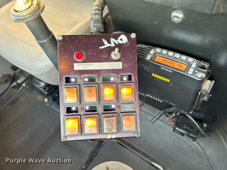 image for item KH9660 2013 Freightliner 108SD  utility / service truck