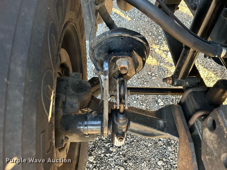 image for item KH9660 2013 Freightliner 108SD  utility / service truck