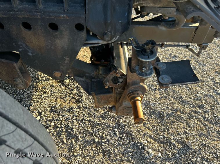 image for item KH9660 2013 Freightliner 108SD  utility / service truck