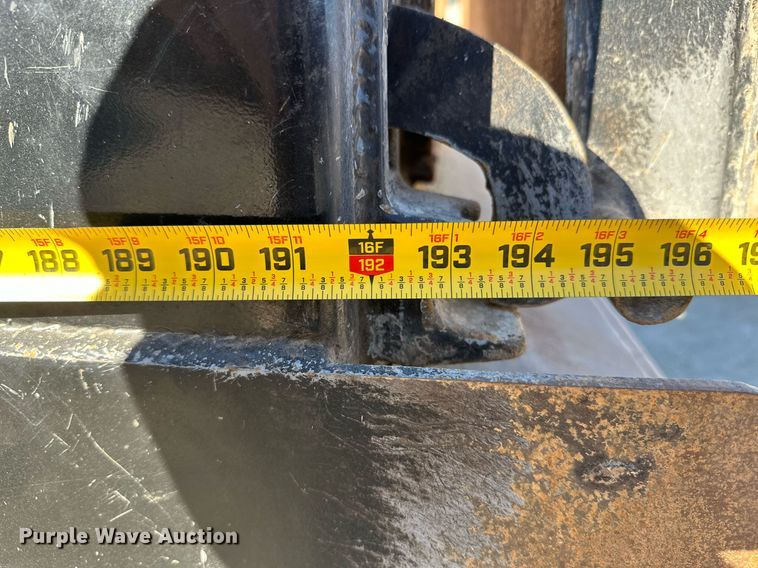 image for item KT9111 2021 Kenworth T880  dump truck