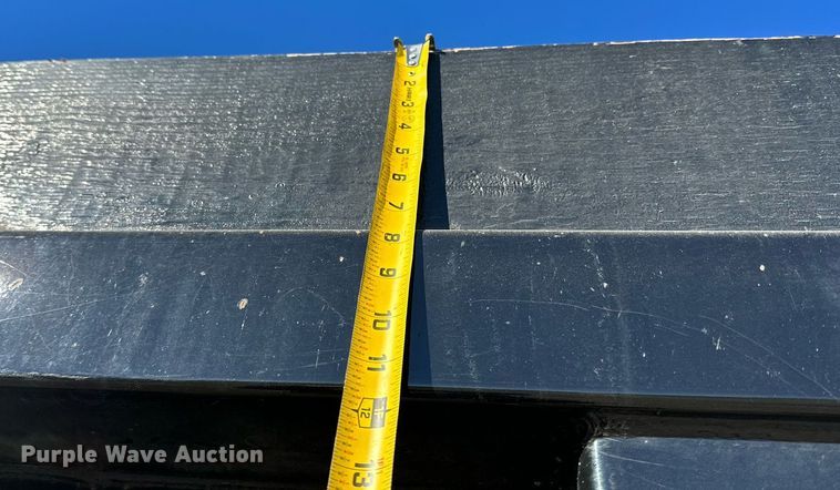 image for item KT9111 2021 Kenworth T880  dump truck