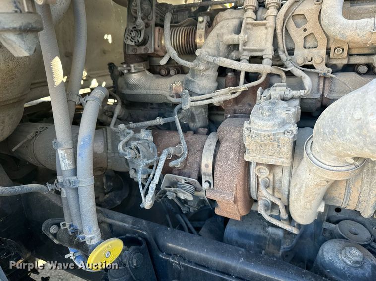 image for item KT9111 2021 Kenworth T880  dump truck