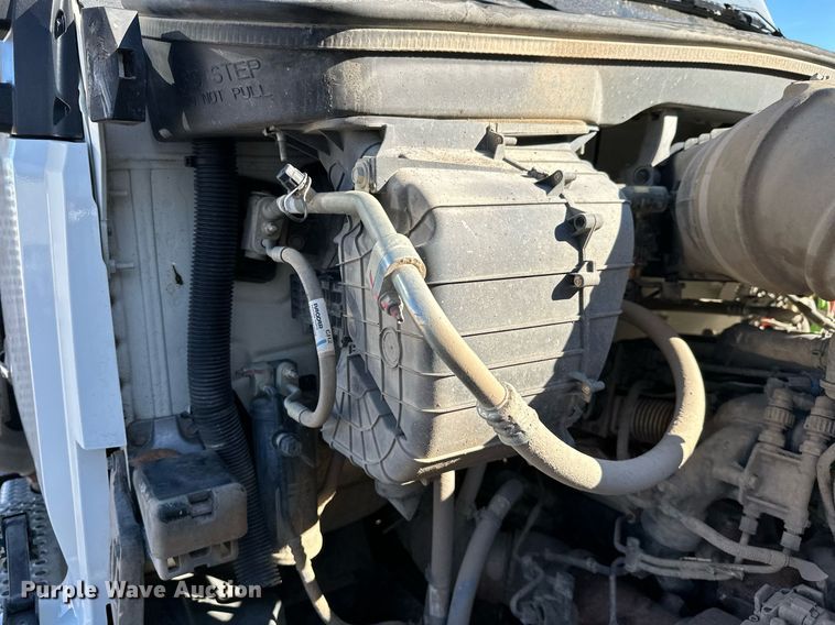 image for item KT9111 2021 Kenworth T880  dump truck