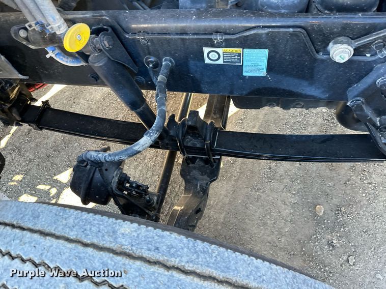 image for item KT9111 2021 Kenworth T880  dump truck