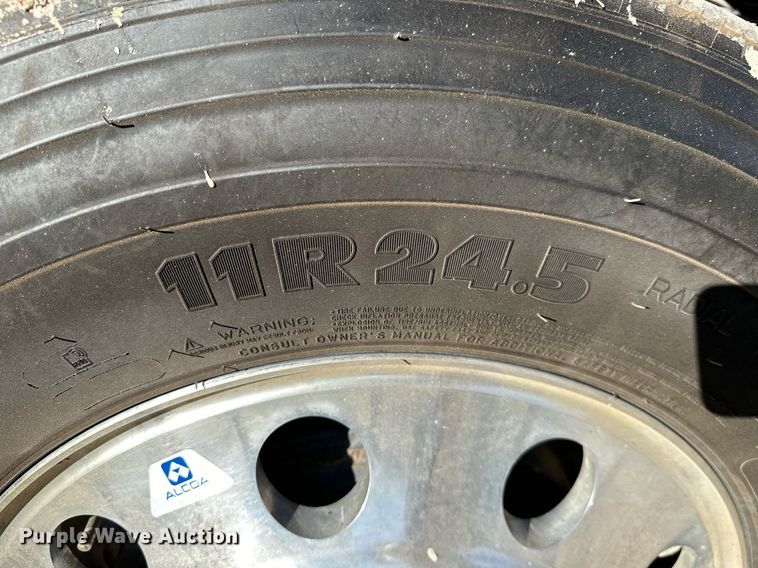 image for item KT9111 2021 Kenworth T880  dump truck