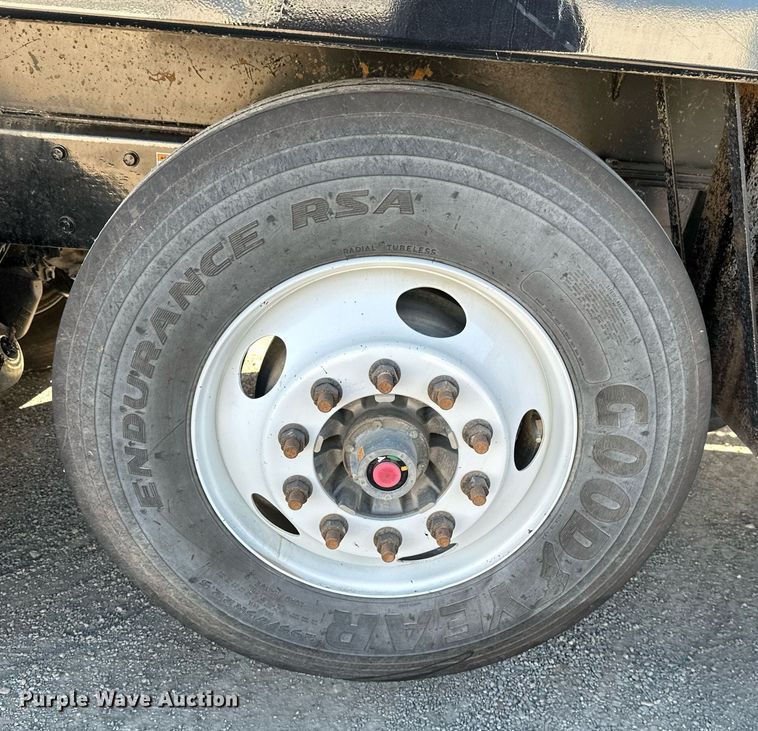 image for item KT9111 2021 Kenworth T880  dump truck