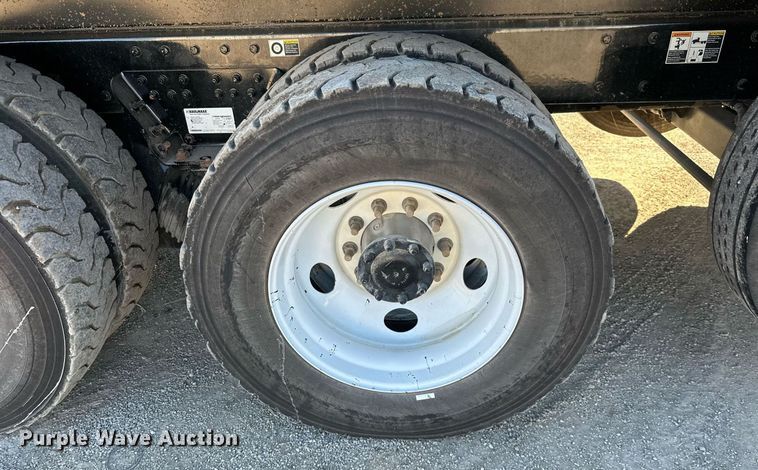 image for item KT9111 2021 Kenworth T880  dump truck