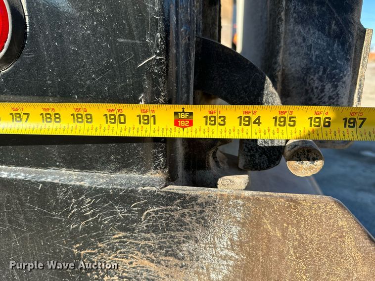 image for item KT9112 2021 Kenworth T880  dump truck