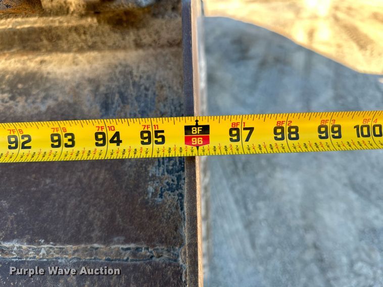 image for item KT9112 2021 Kenworth T880  dump truck