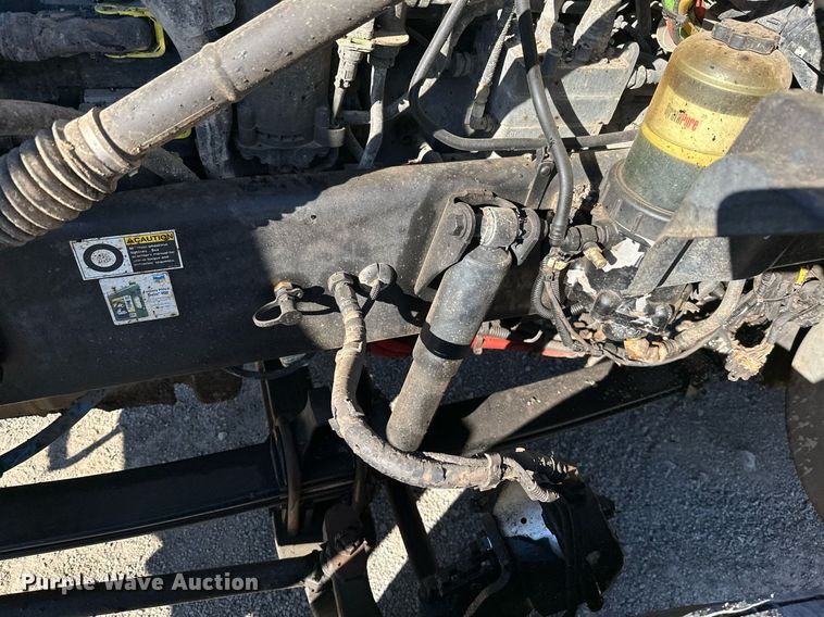 image for item KT9112 2021 Kenworth T880  dump truck