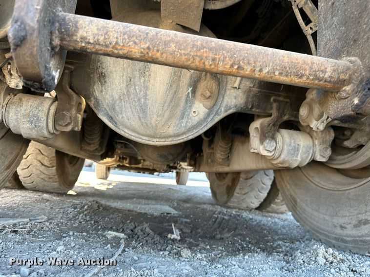 image for item KT9112 2021 Kenworth T880  dump truck