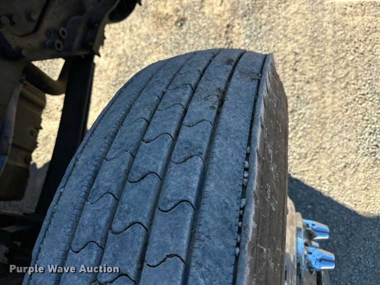 image for item KT9112 2021 Kenworth T880  dump truck